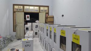KPU Halteng Mulai Distribusikan Logistik Pemilu 2019