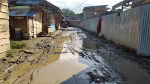 Jalan Kota Weda Memprihatinkan, Warga Desak Perbaikan Jalan